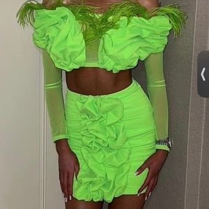 Mode mwah set wore once and dry cleaned looks brand new